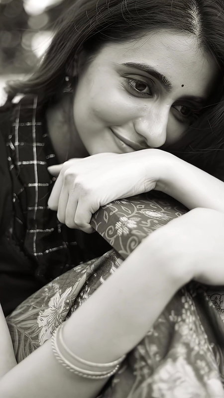 Maanasa Choudhary DESIRABLE HOTTIE SEDUCTIVE SHOOT HQ VIDEO 22