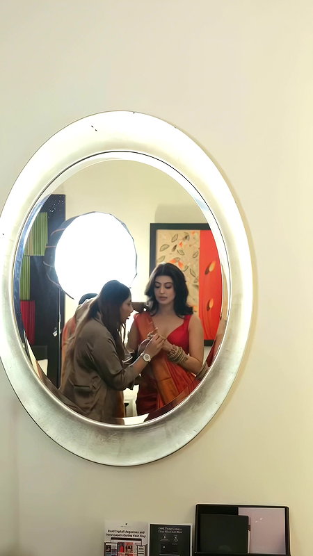 PRANITHA GORGEOUS WIFE MATERIAL SEXY BLOUSE SAREE SEDUCTION HQ VIDEO 22