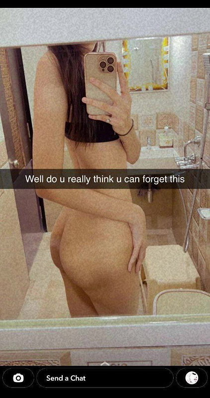 Gorgeous desi babe leaked snaps full collection 22