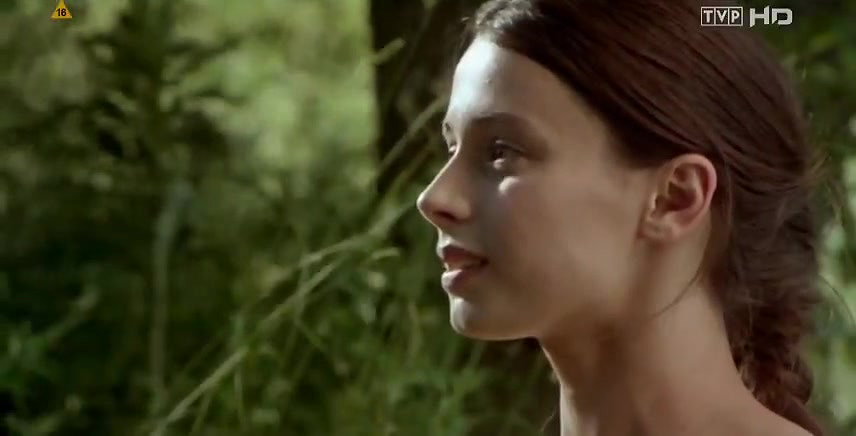 Renata Dancewicz outdoor boobs pressing in Diabelska edukacja 22