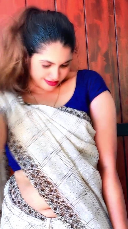 lankan lady sexy big tesla navel in white saree 22