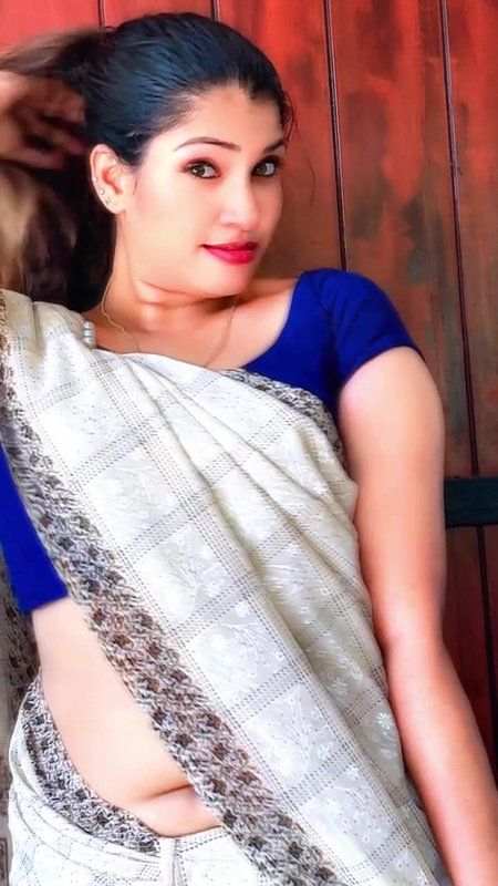 lankan lady sexy big tesla navel in white saree 22