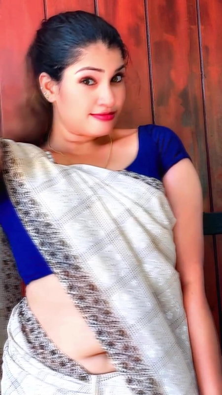 lankan lady sexy big tesla navel in white saree 22