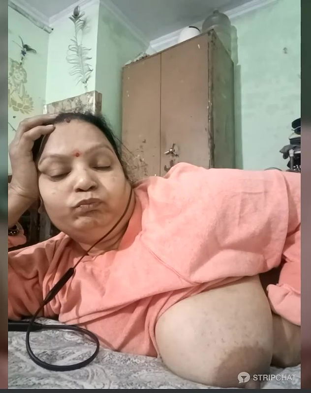 Kavya_kapoor-stripchat-ticket-show