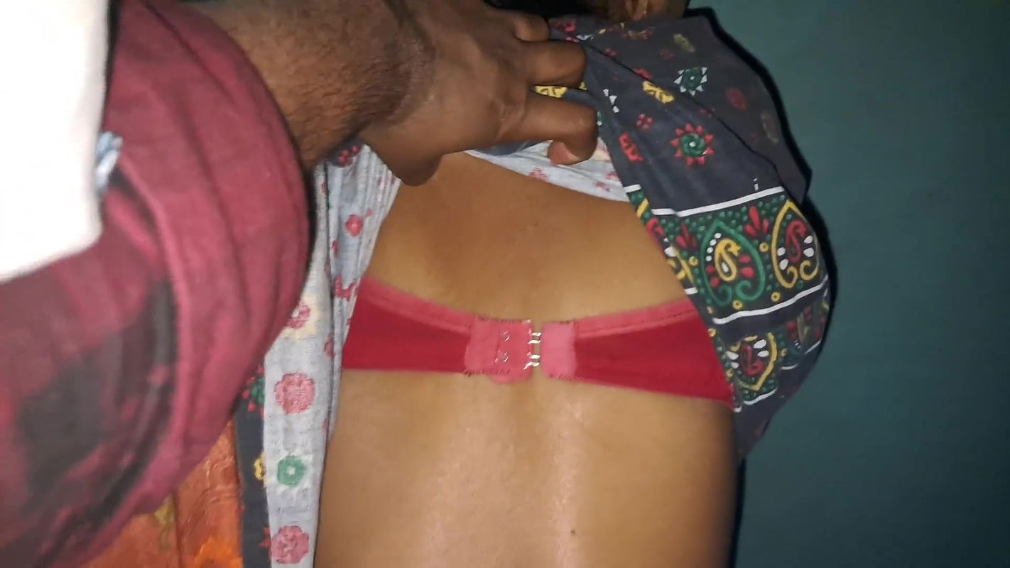 Indian stepsister fuck while watching movie