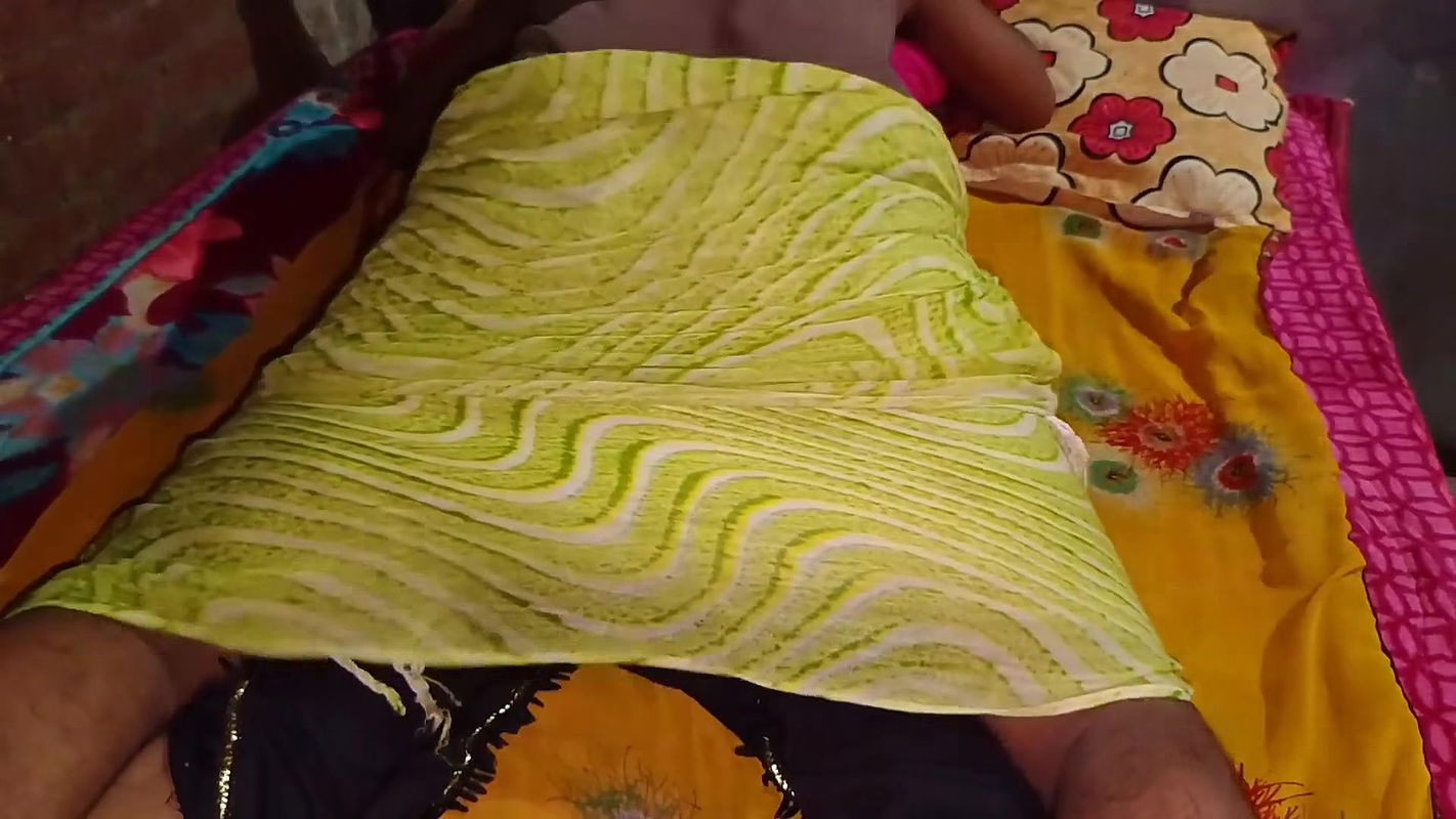 Bhabhi Ki Ko Bhabhi Ke Room Me Chudai Video Banaee Full HD Main