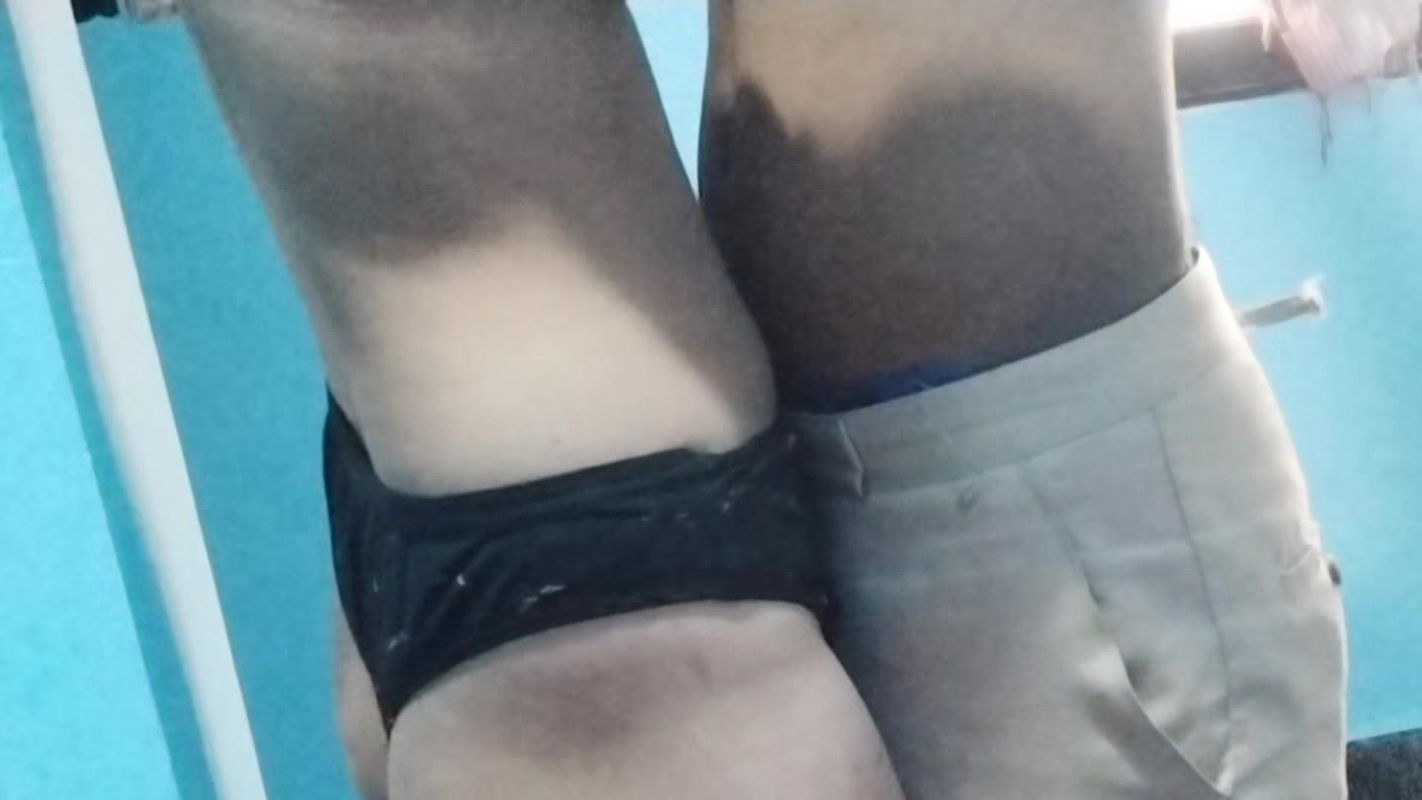 Boyfriend left after seeing girlfriend in room alone