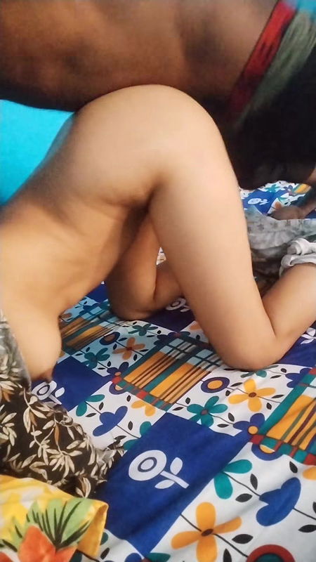 Diwali ke din girlfriend ko ghar bulakar chudai kiya