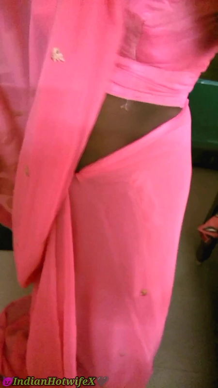 Dusky Tamil Wife Renu’s Saree & Hard Fucked by Bull, Cuck Watches! Indianhotwifex