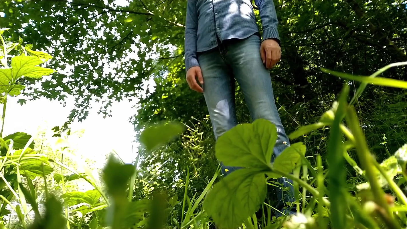 I convinced my stepmother to pee together