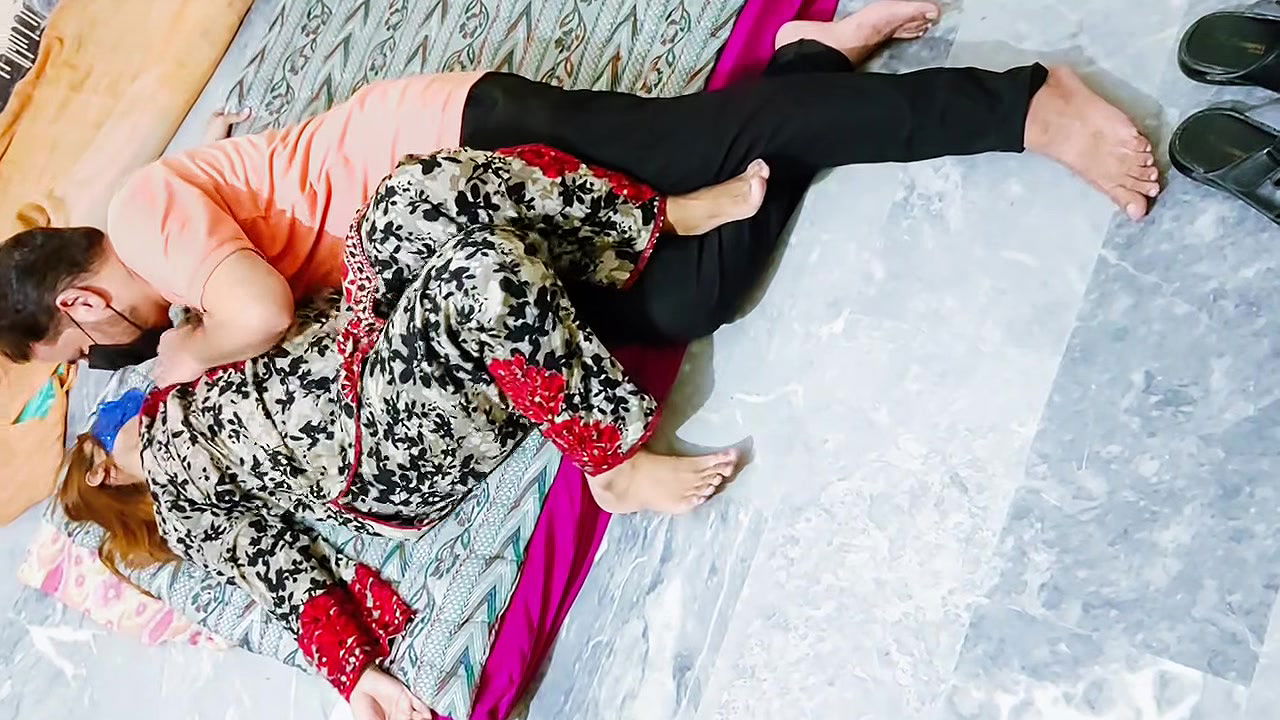 Beautiful Mature Bangali bhabi-Big natural tits