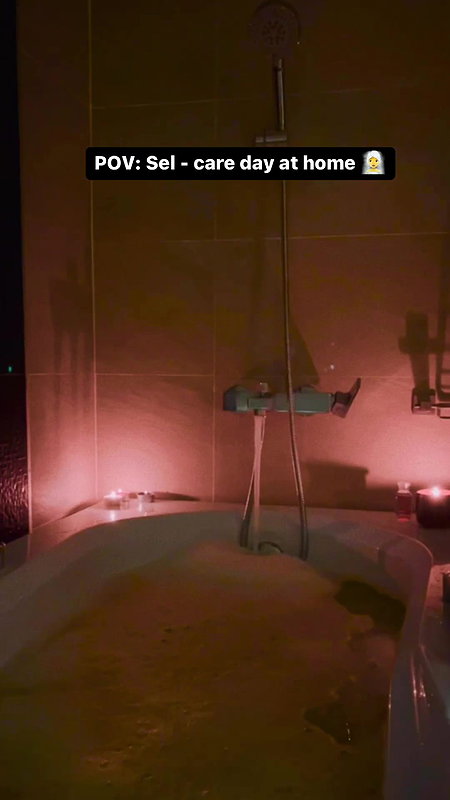 lankan busty girl in black bra