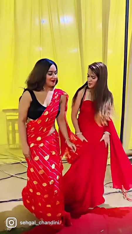 chandhini sexy big depp navel in red saree