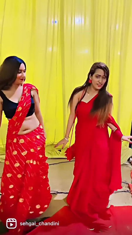 chandhini sexy big depp navel in red saree