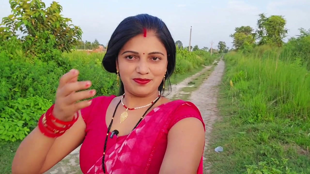 Desi innocent girl har fuck, Local Indian girl fucking video with condom