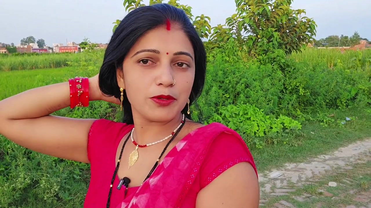 Desi innocent girl har fuck, Local Indian girl fucking video with condom