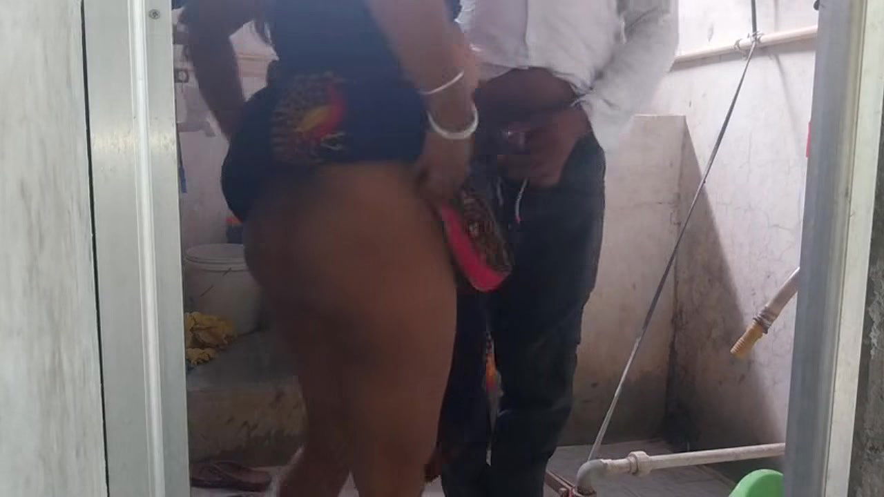 Indian Desi Bhabhi Chudai Video for her Bur me