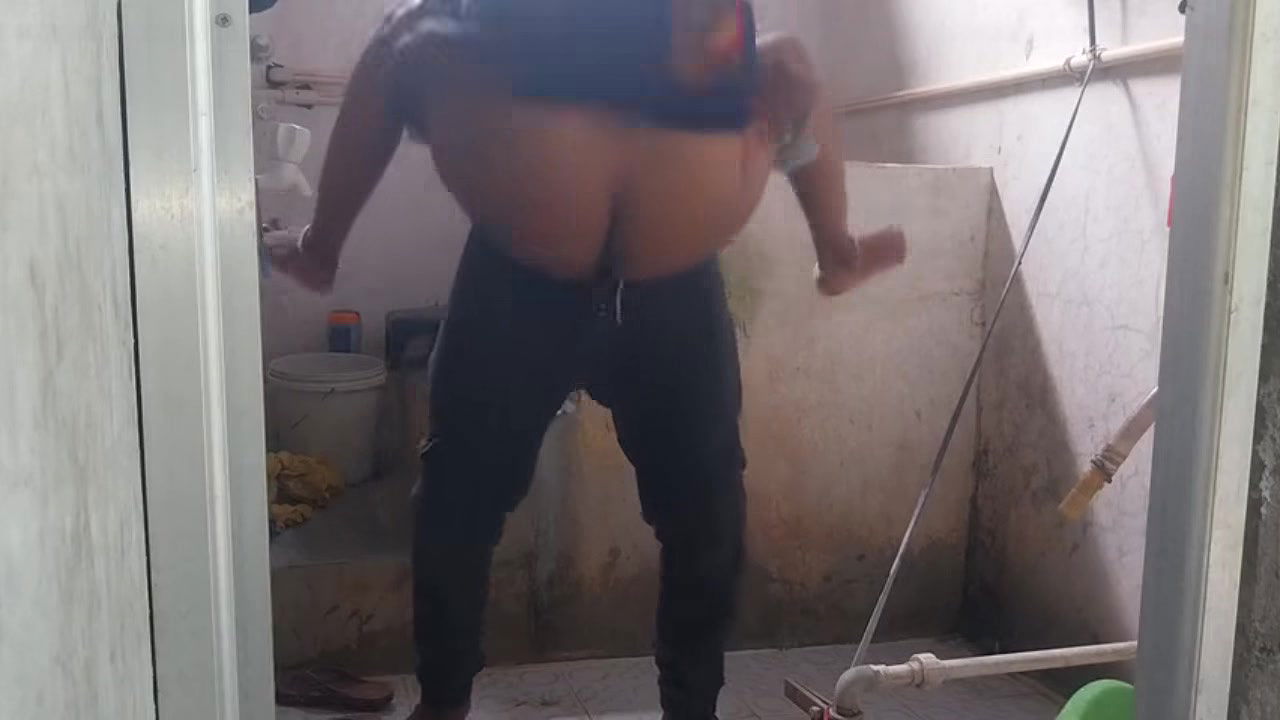 Indian Desi Bhabhi Chudai Video for her Bur me