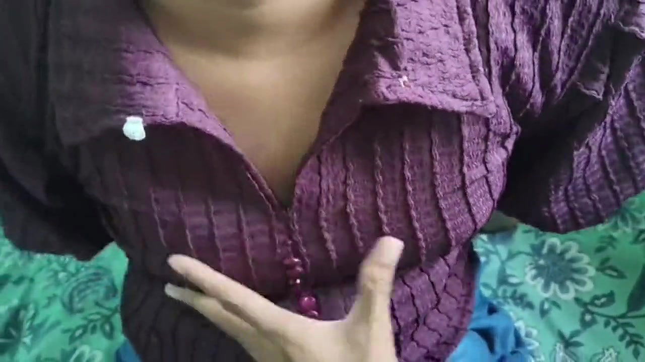 Desi Local Village Rani Bhabhi Xxx video, Indian beautiful village bhabhi Outdoor sex video