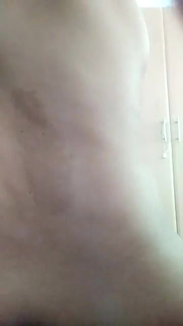 Desi Girl Showing Ass