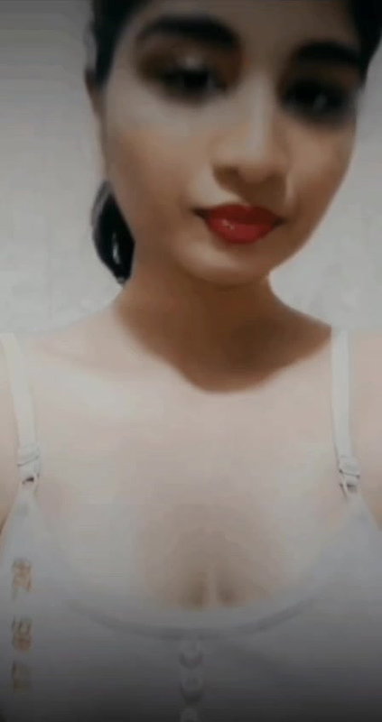 Cute bhabhi sending nudes to lover 3 videos 22