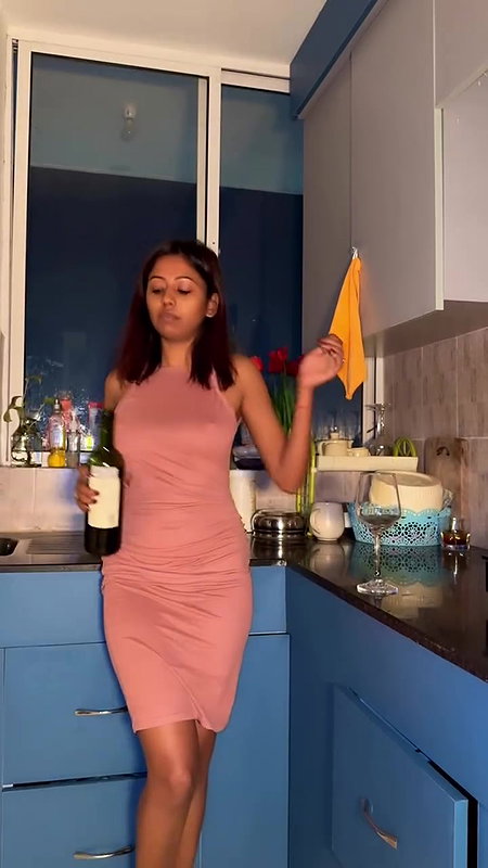 RITU FLAUNTING DIVA SEXY IN BACKLESS DRESS UUFFF 22