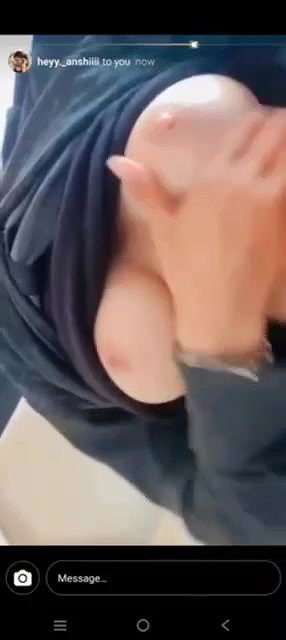 Desi teen showing round boobies to bestfriend 22