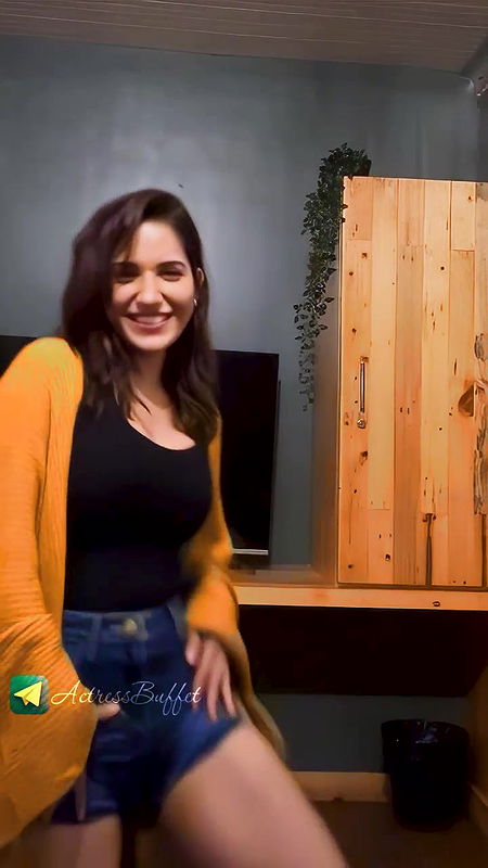 Ruhani Sharma cleavage and thighs