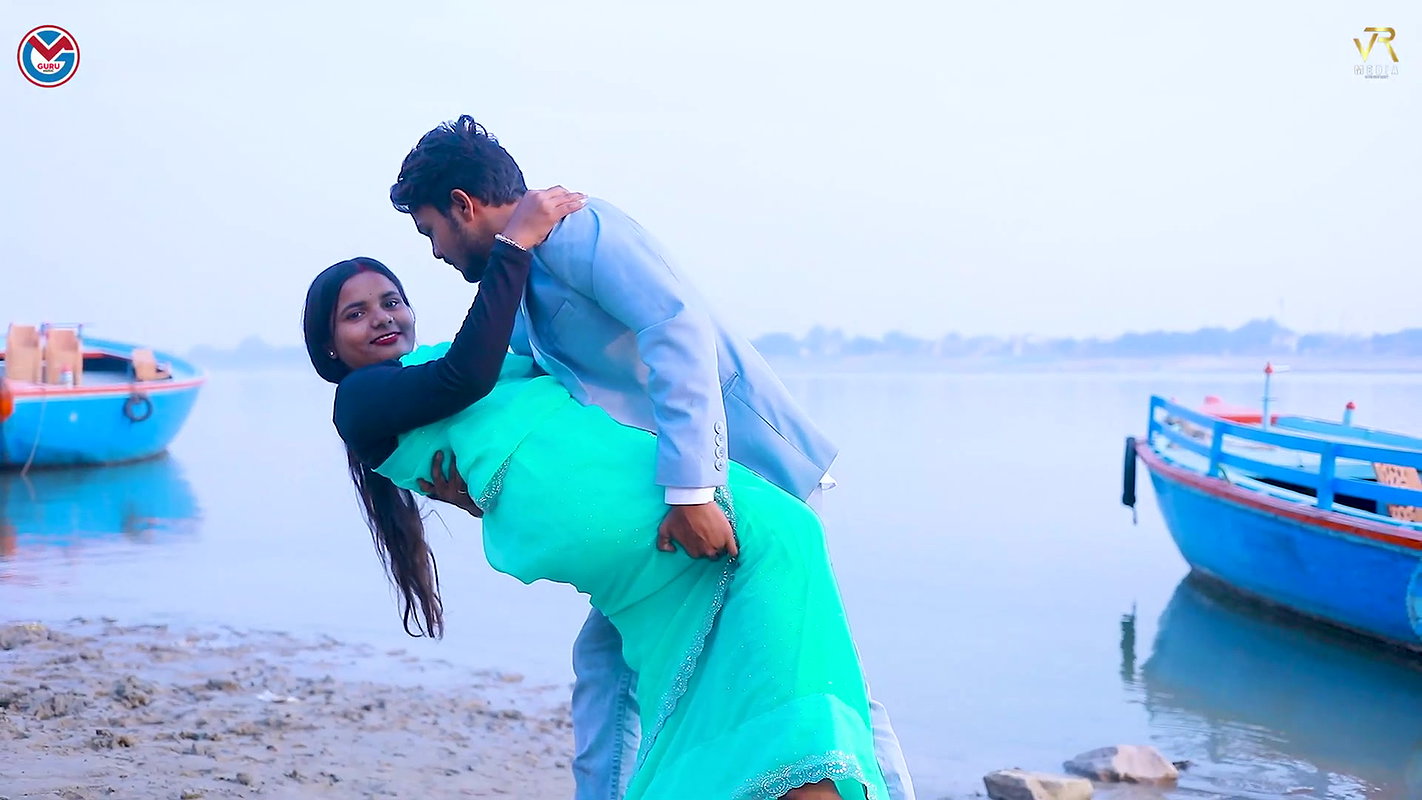 An Unknown hot song – Saree removed, Navel caressed, Boobs felt 22