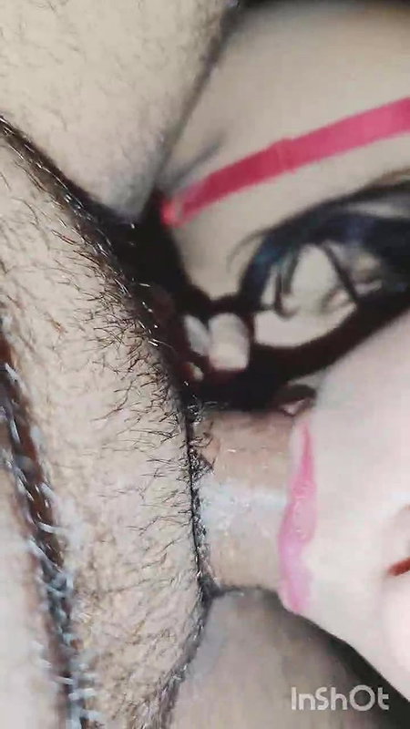 Big Boob Wife Showing Squeezing Boob And Sucking Husband Cock Like Loipop 22