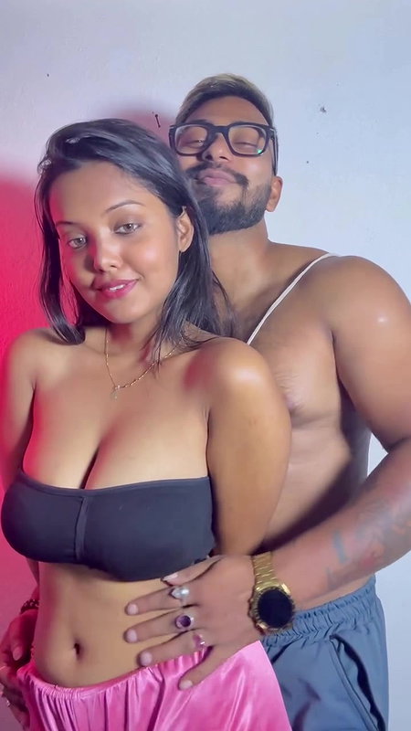 Horny couples very hot romance boobs and navel show 22