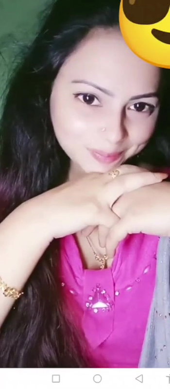 Hot bhabi strip her dress boobs out on call 22