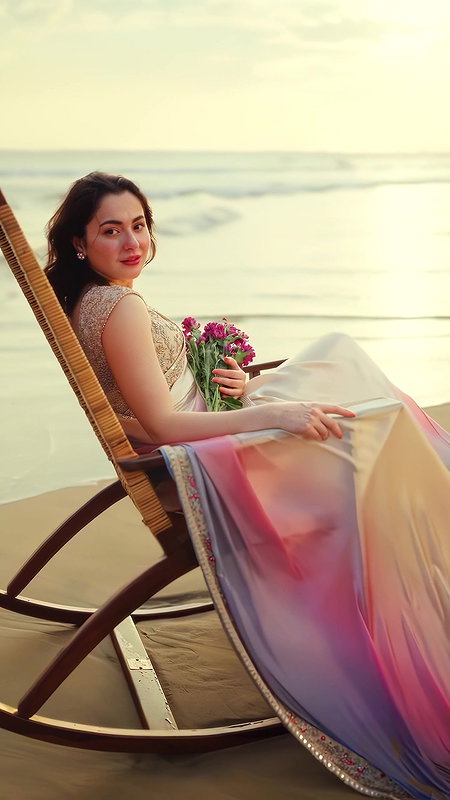 Hania Aamir MESMERIZING BEAUTY IN SAREE ON BEACH SHOOT HQ VIDEO 22