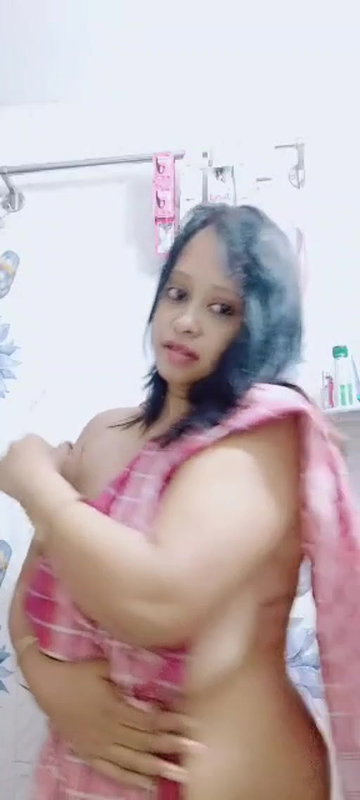 Chubby Milf Wife Showing [Multiple clips Merged] 24