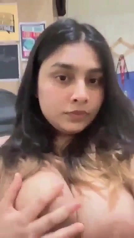 Big boob bhabhi showing 22