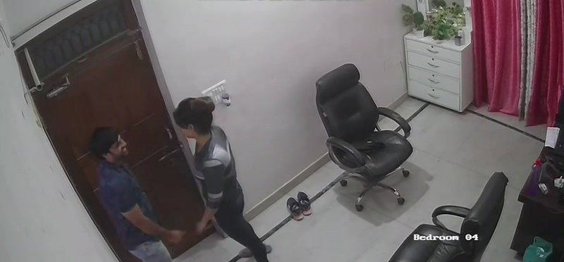 Cheater Bhabhi Affair With Husband Friend 25