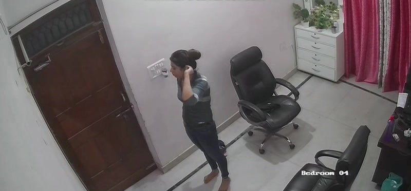 Cheater Bhabhi Affair With Husband Friend 25