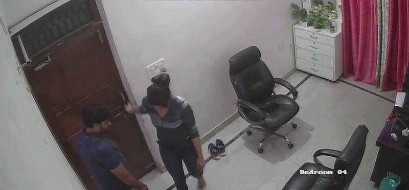 Cheater Bhabhi Affair With Husband Friend 25