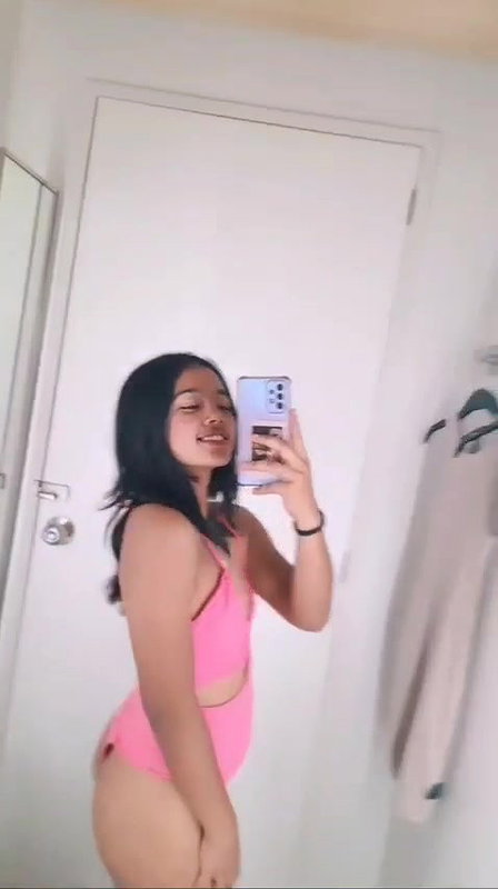 Desi slim teen making nude bathing videos 22