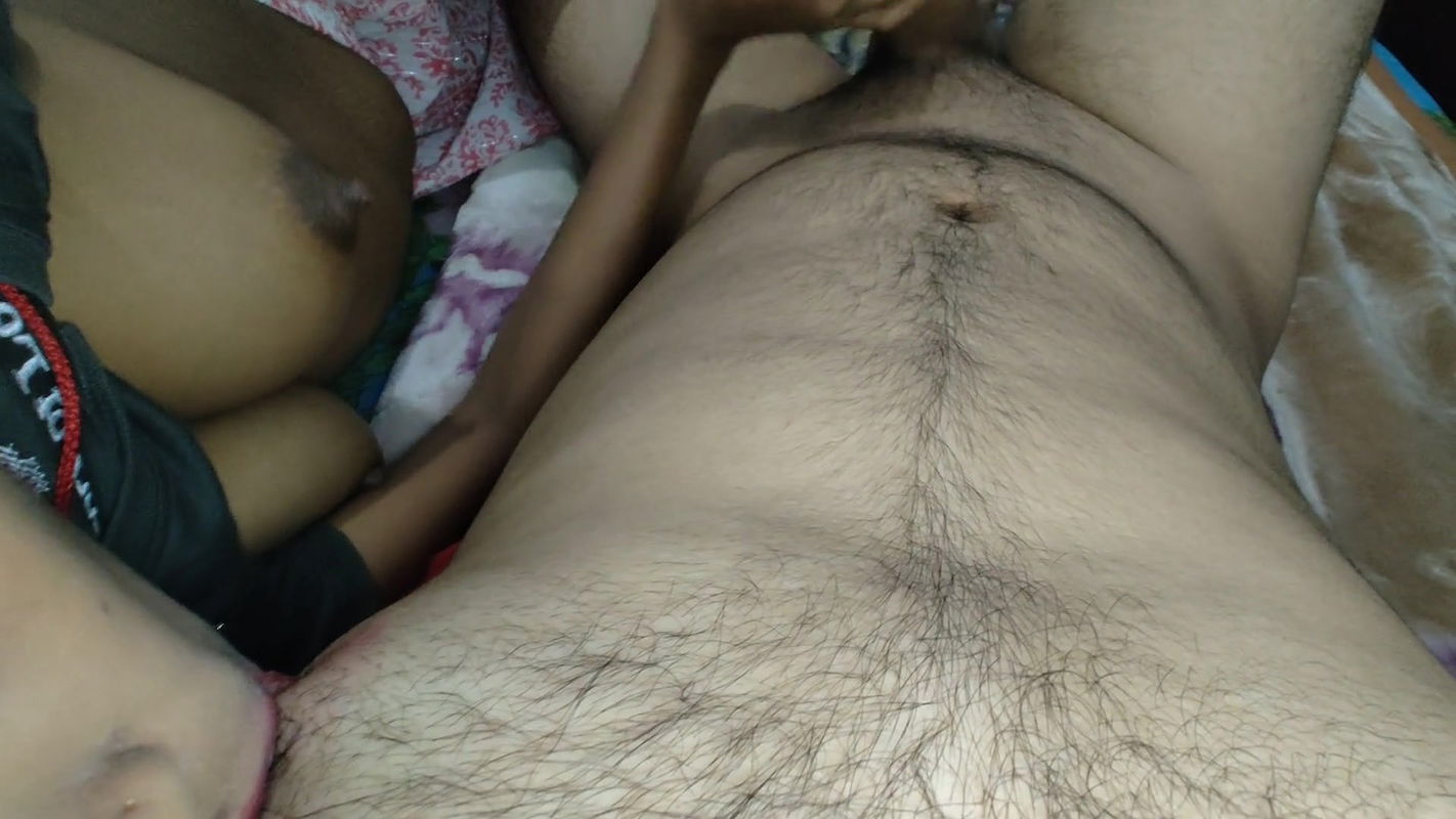 Beautiful girlfriend give handjob and blowjob , my helping hand