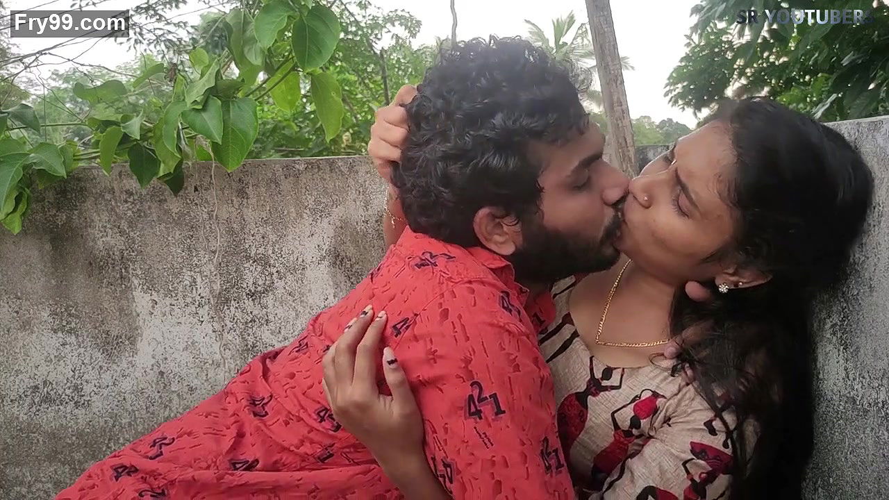 Vaishnavi boobs press and navel kiss SR Youtubers