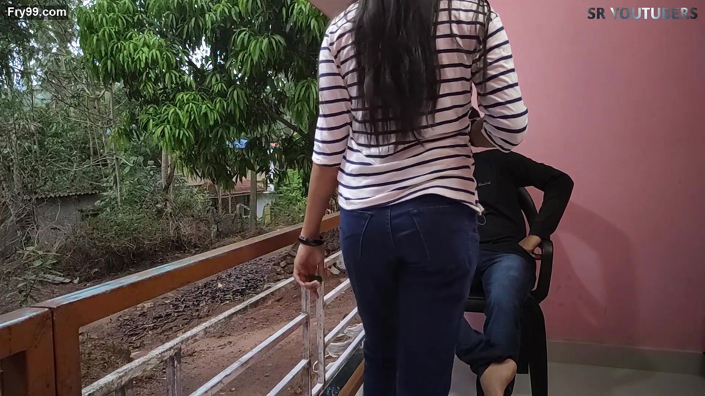 Smiling Vaishnavy hot hard smooches and face waterplay