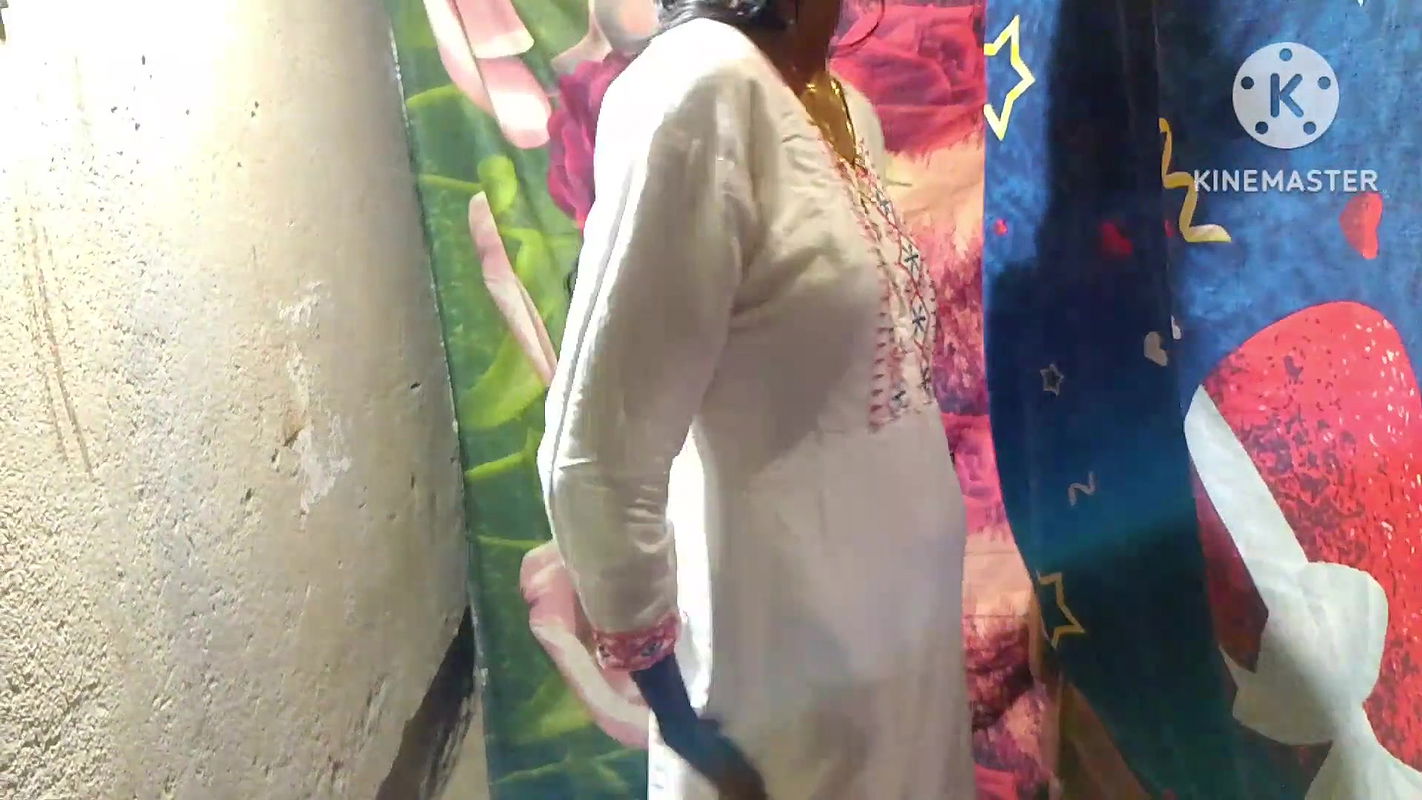 Desi Hot beautiful girl dressing Bra party video