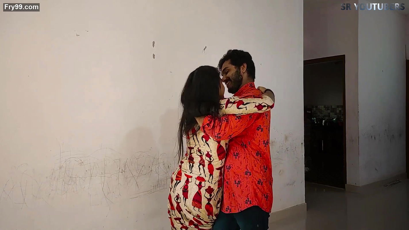 Smiling Vaishnavy boobs grabbed & pressed well, hot smooches, ass grab & more