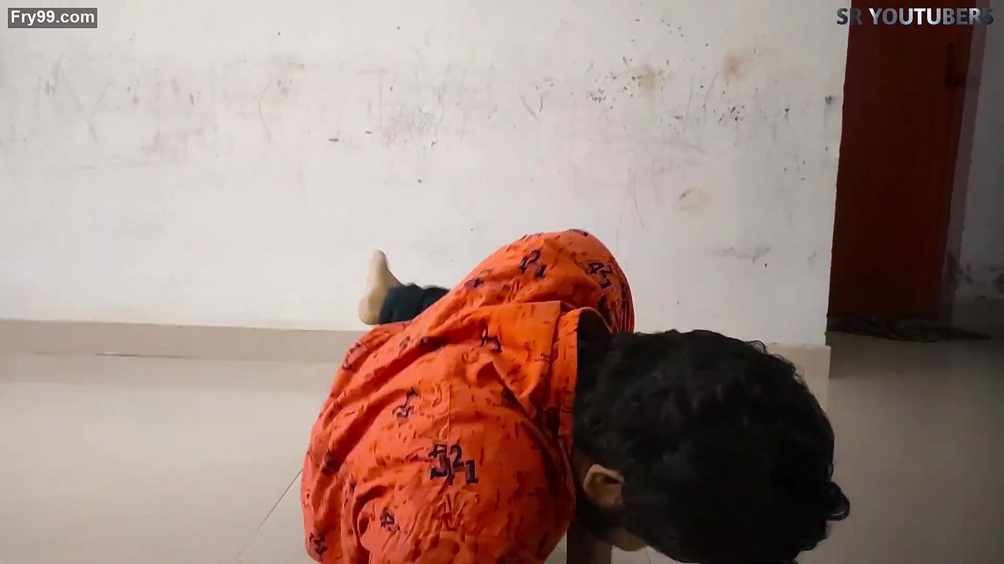 Smiling Vaishnavy boobs grabbed & pressed well, hot smooches, ass grab & more