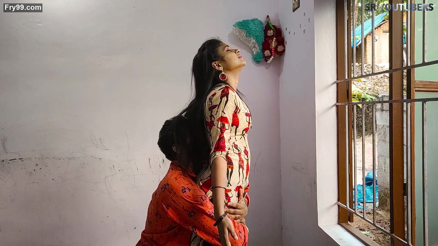 Smiling Vaishnavy boobs grabbed & pressed well, hot smooches, ass grab & more