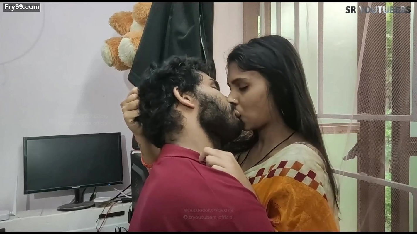 Vaishnavi – Long Lip Lock