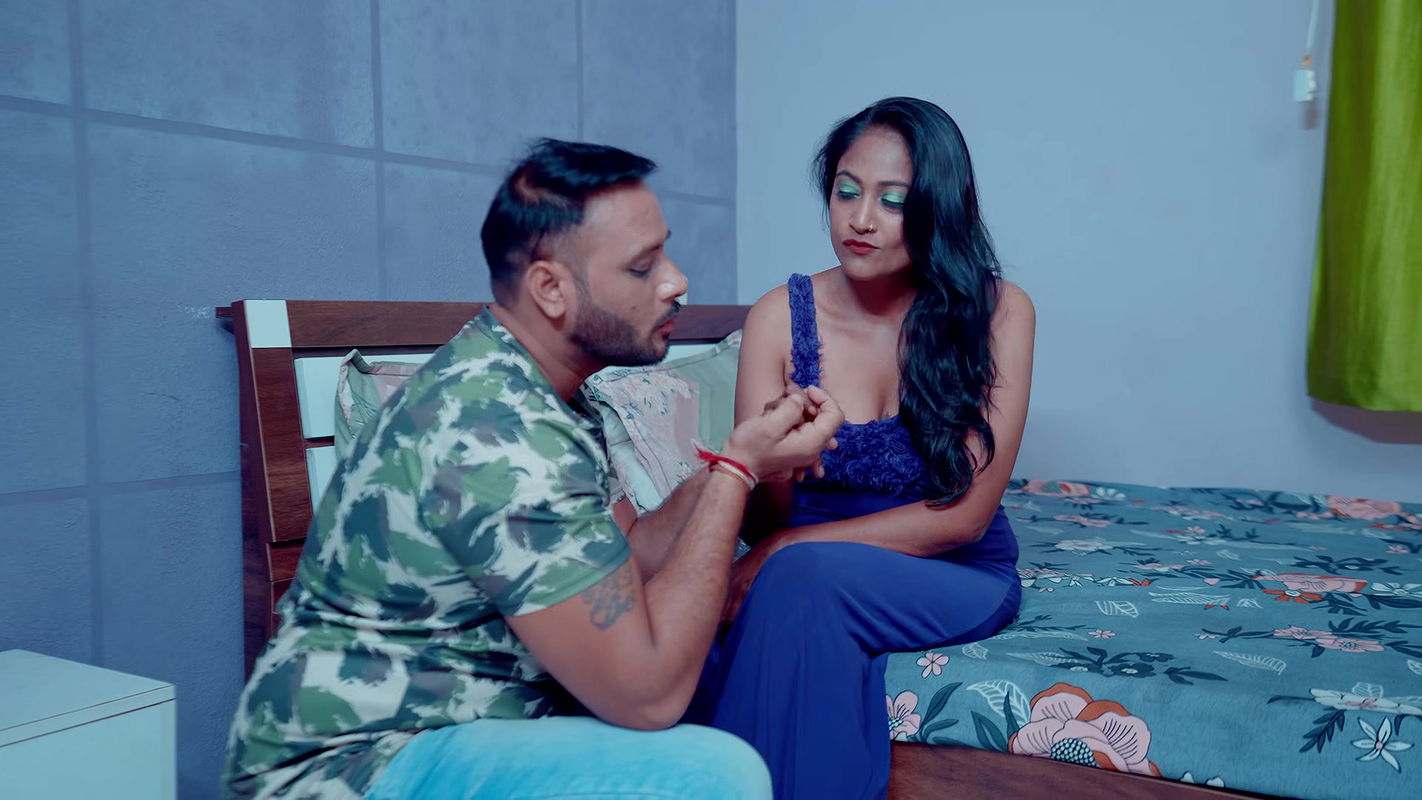 Indian hot girlfriend desperate for the hard sex from her boyfriend