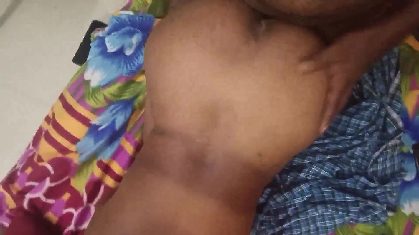 Midnight Sex with Desi Beauty