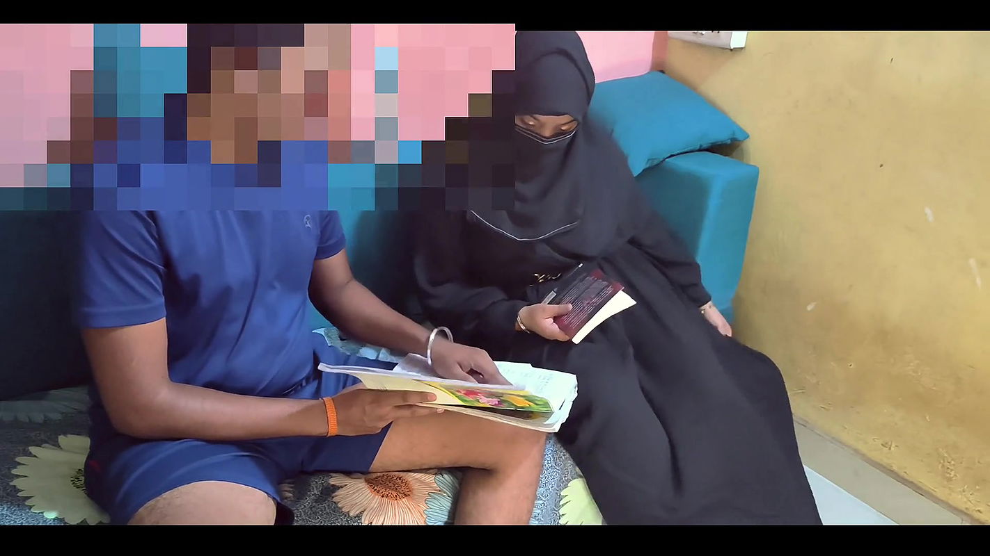 Sexy Teacher Got Horny with Student